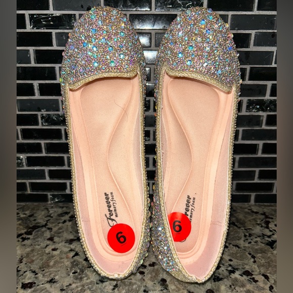 Women’s slippers - Picture 5 of 8